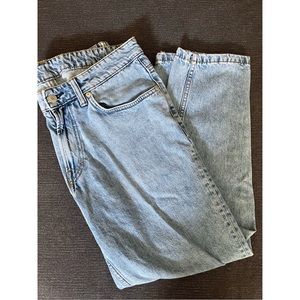 Men’s H&M Light-Wash Denim 👖